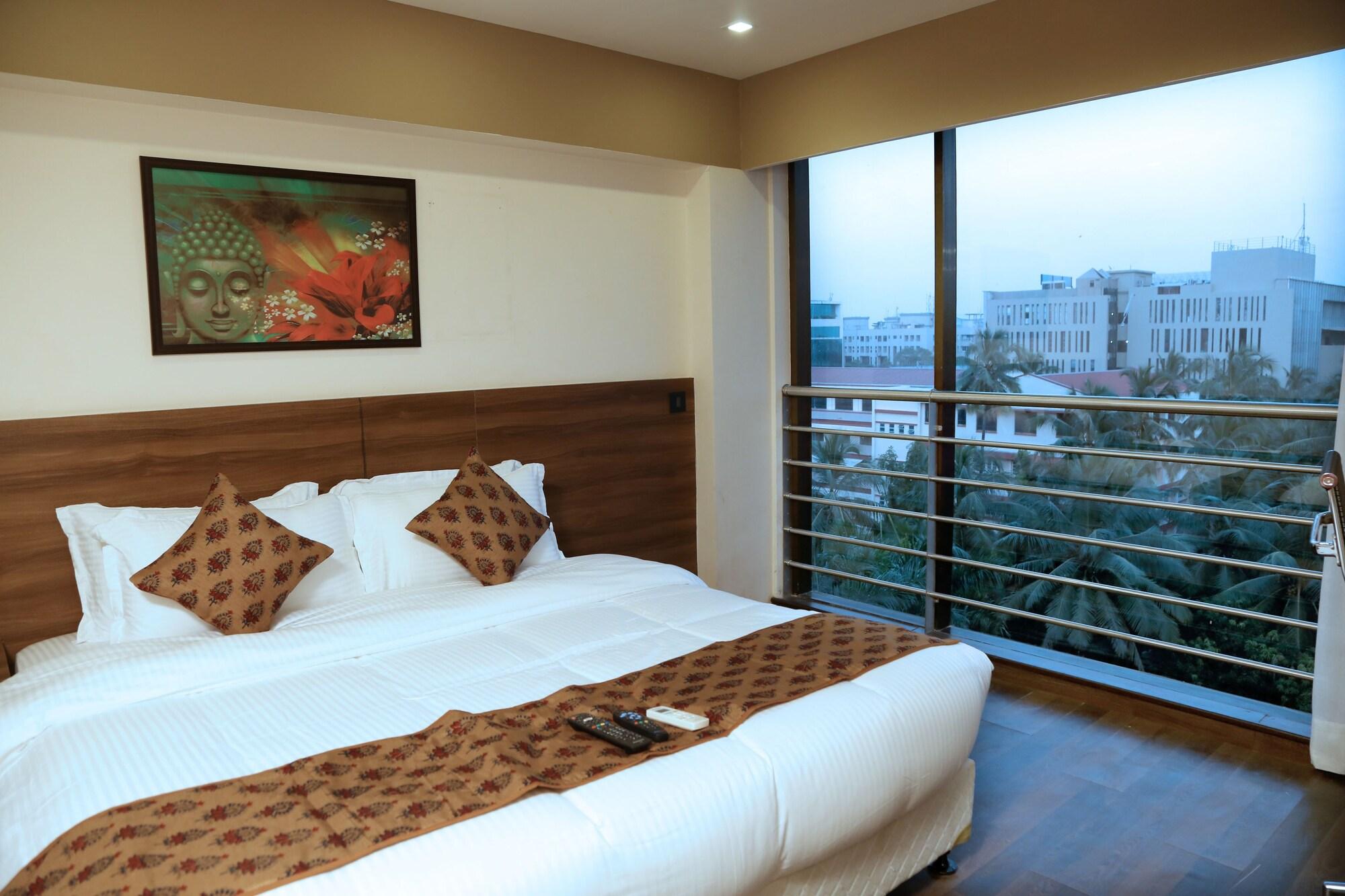 Hotel Mumbai House Andheri East, Mumbai Exteriör bild