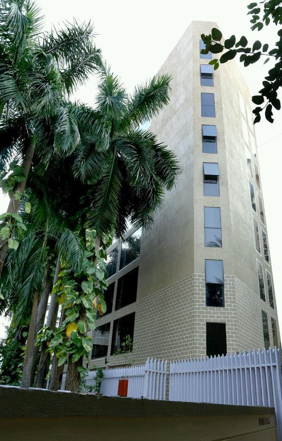 Hotel Mumbai House Andheri East, Mumbai Exteriör bild